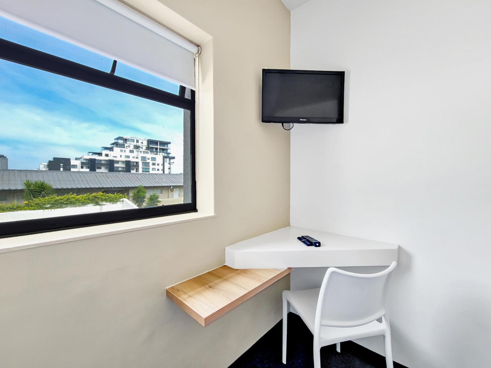 Apartment 1st Floor Shared Metropole Building Db *